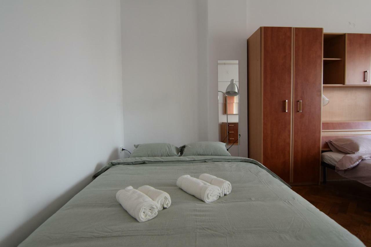 Resedinta Lui Calin - Downtown Park Cismigiu Apartment Bucharest Exterior photo