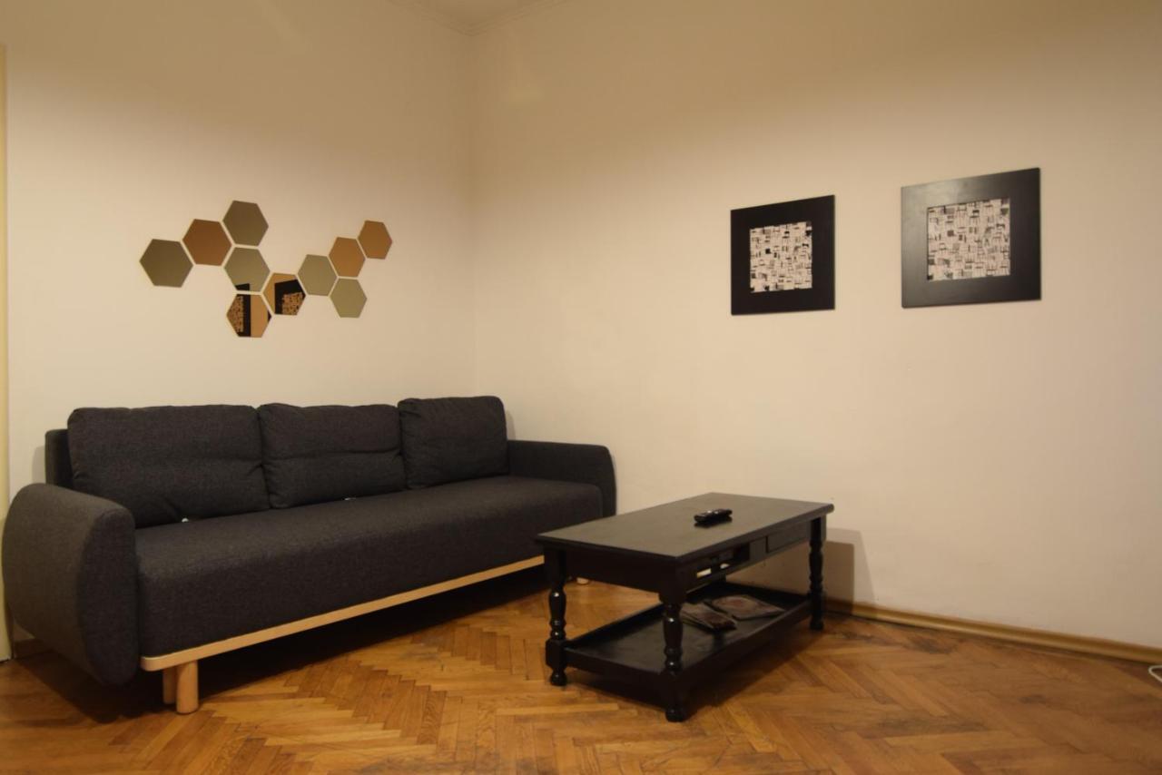 Resedinta Lui Calin - Downtown Park Cismigiu Apartment Bucharest Exterior photo
